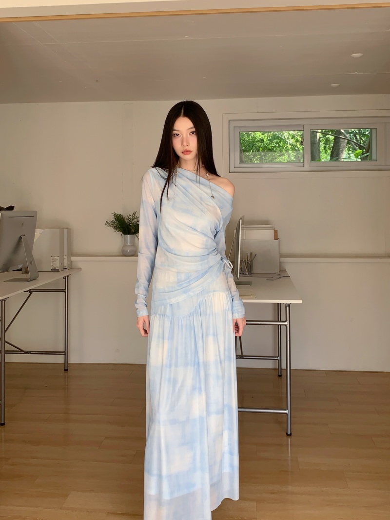 Dreamy Ripple Blue Gradient Print Draped Neck Long Sleeve T-Shirt and Skirt Set - Image 2