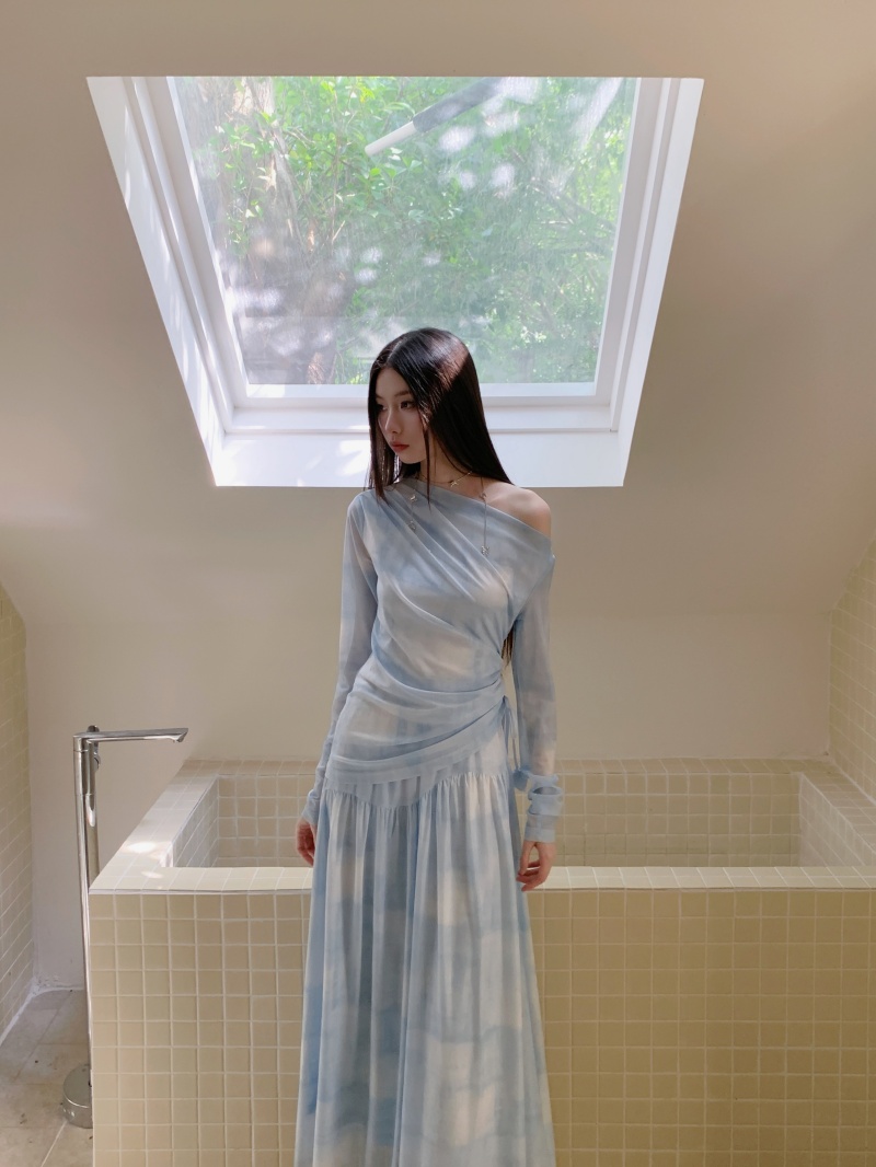 Dreamy Ripple Blue Gradient Print Draped Neck Long Sleeve T-Shirt and Skirt Set - Image 4