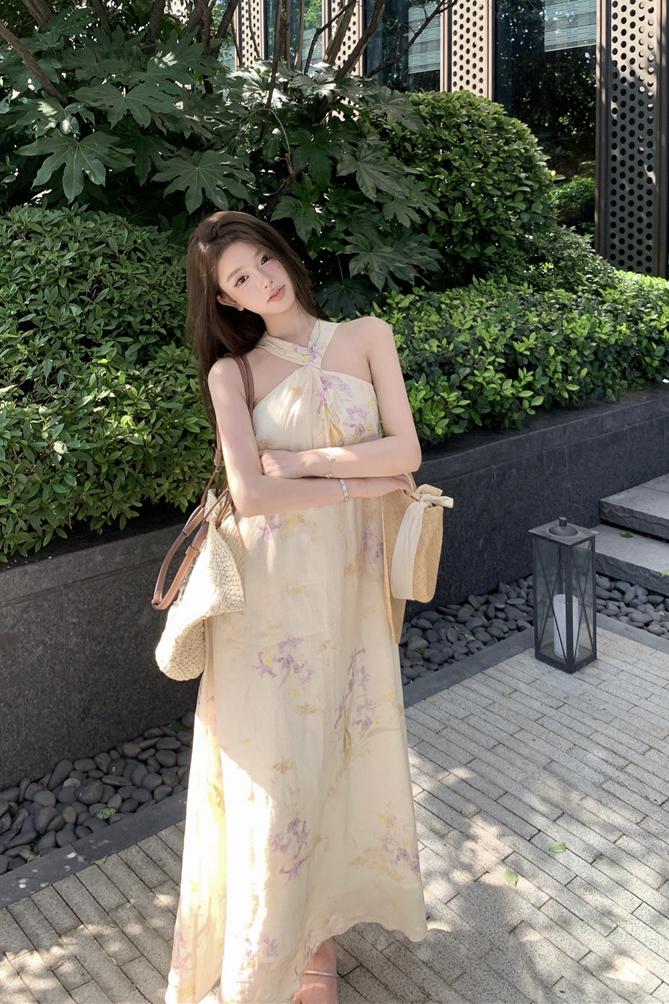 French Vacation Floral Halter Dress with Flutter Sleeves - Image 5