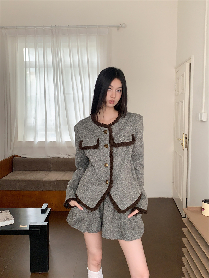 Retro Gray Faux Fur Trim Round Neck Woolen Coat and Bubble Skirt Two Piece Set for Women