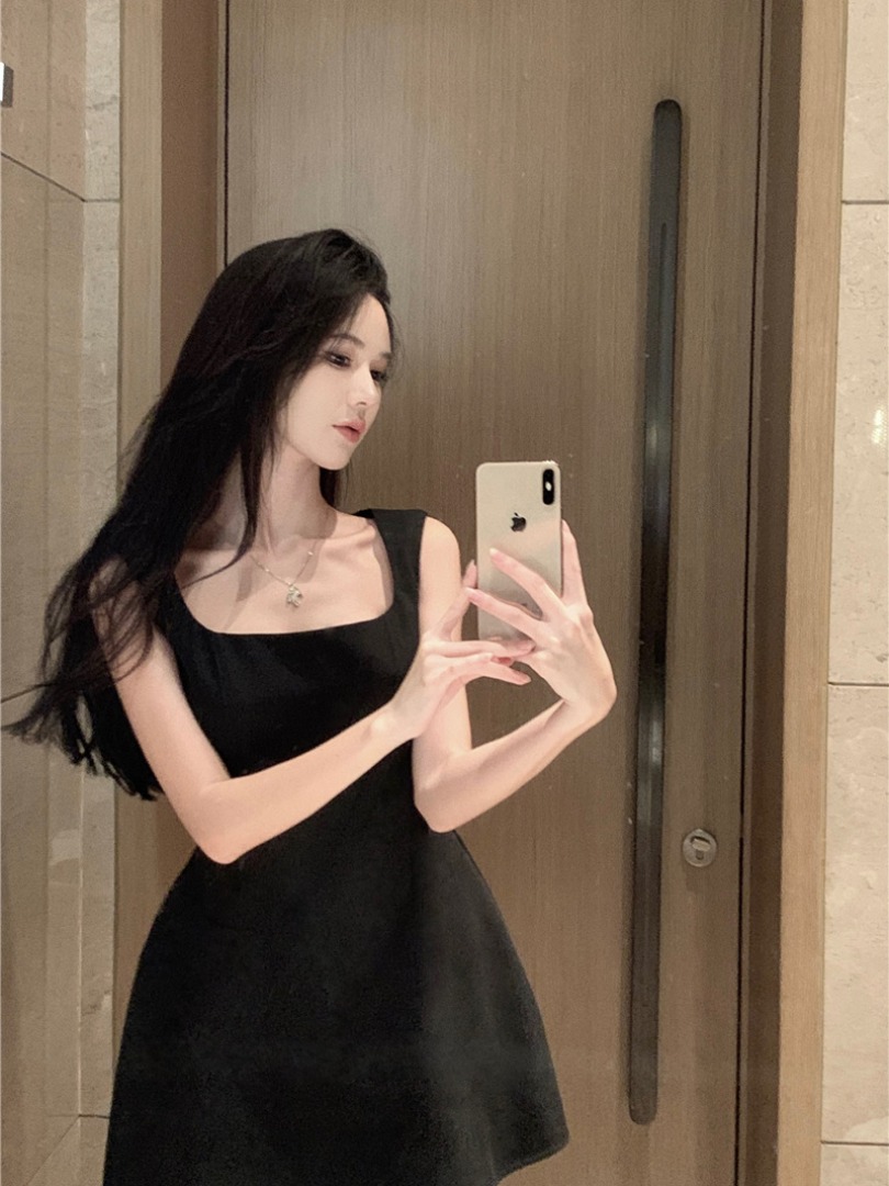Women's Hepburn Style Sleeveless A-Line Mini Dress with Square Neck and High Waist